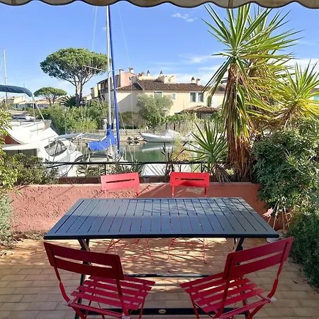 Port 2/4 Pers Avec Grande Terrasse *